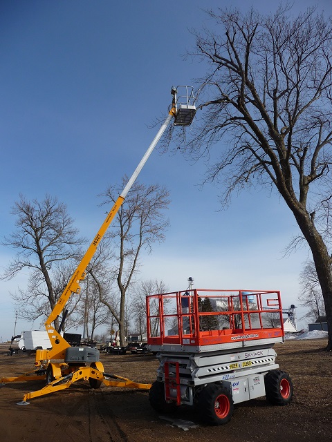 36' Bumper-Tow Haullotte 3632T Electric Boom Lift - Henning Rental