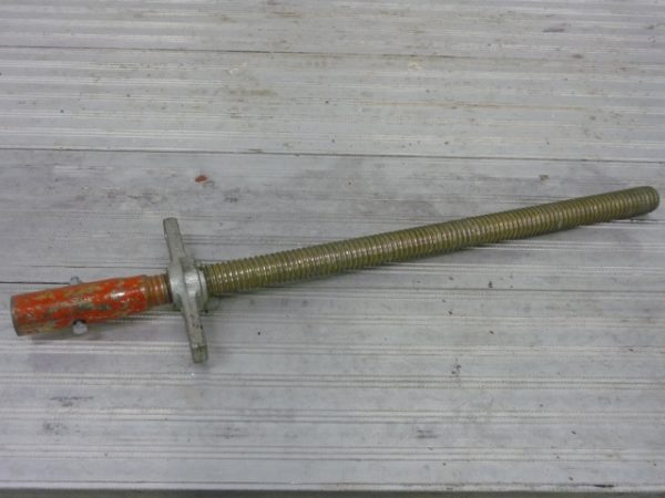 Scaffolding Leveling Leg