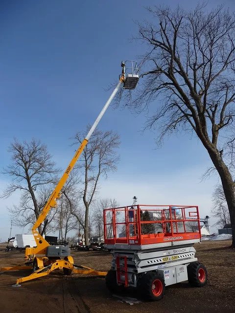 36' Bumper-Tow Haullotte 3632T Electric Boom Lift - Image 2